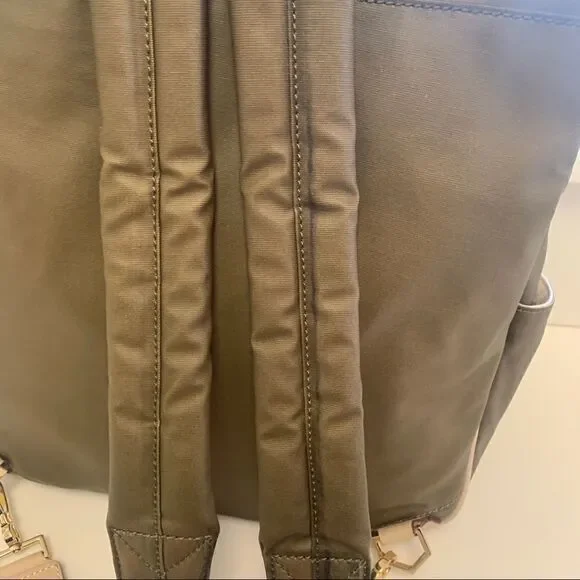 India Hicks Jet Pack - Army